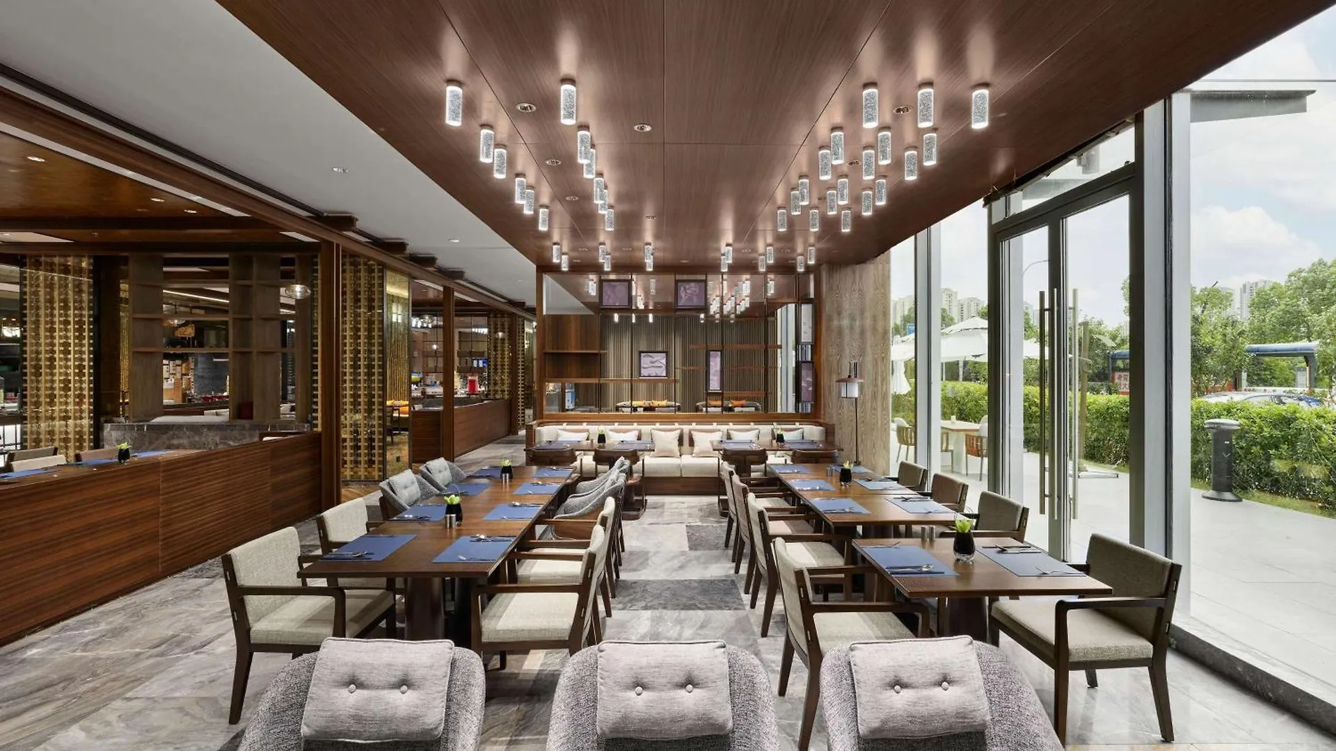Hilton Suzhou Yinshan Lake 4*, Su-čou